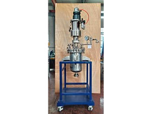 20L反應(yīng)釜  氣動(dòng)馬達(dá) 已完工發(fā)往重慶